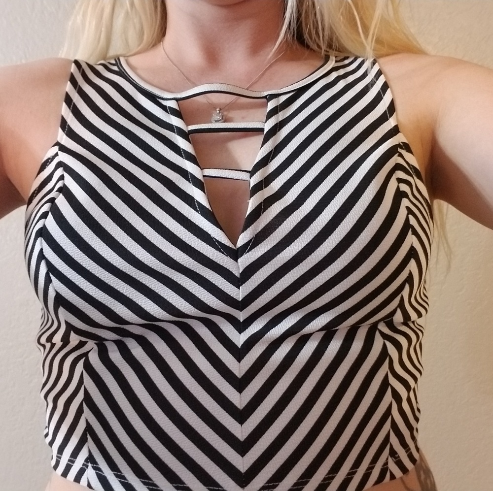 Striped Bebe crop top